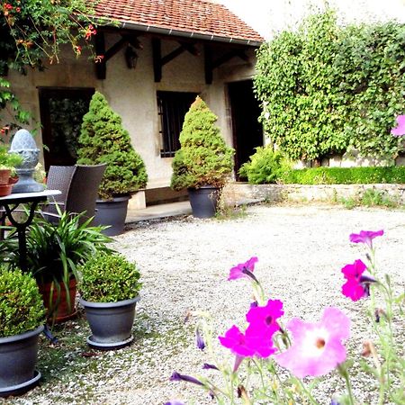 Le Cadran Solaire Romance Classe 3 Etoiles Et 3 Cles Sancey Ngoại thất bức ảnh