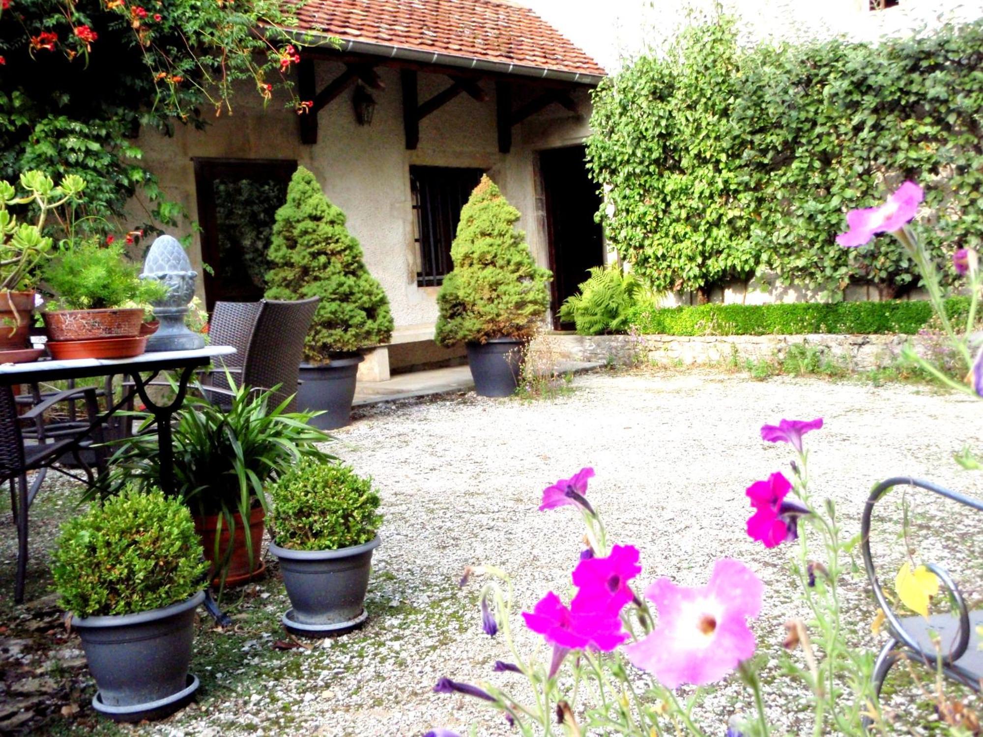 Le Cadran Solaire Romance Classe 3 Etoiles Et 3 Cles Sancey Ngoại thất bức ảnh